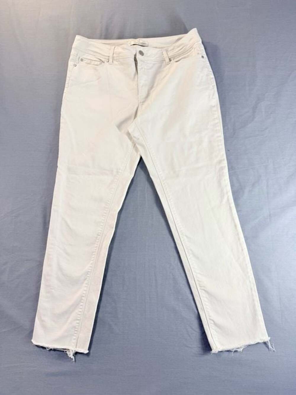 EST. 1948 Denim White Straight Leg Jeans Frayed Raw Hem Women's Sz 14